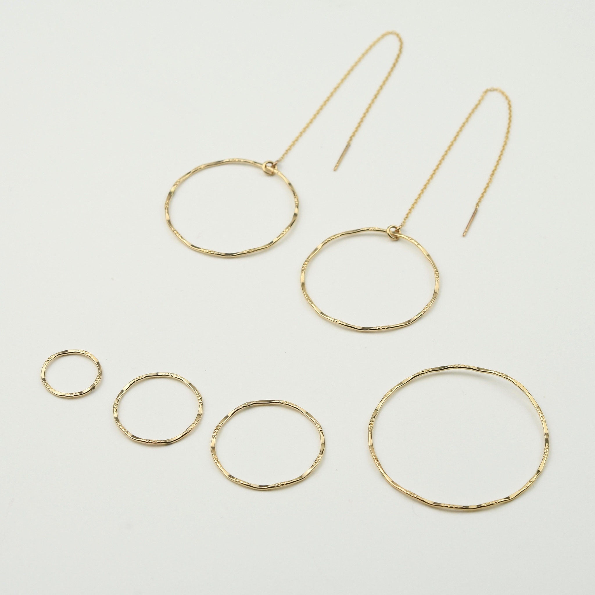 Elegant gold touch collection jewelry piece