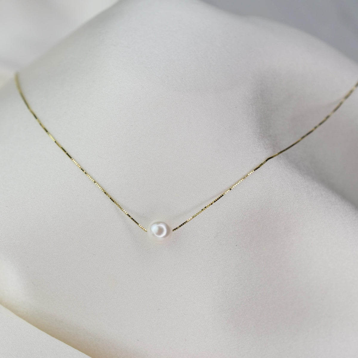 14K Gold Akoya Pearl Necklace: Delicate Box Chain - Sash Jewelry