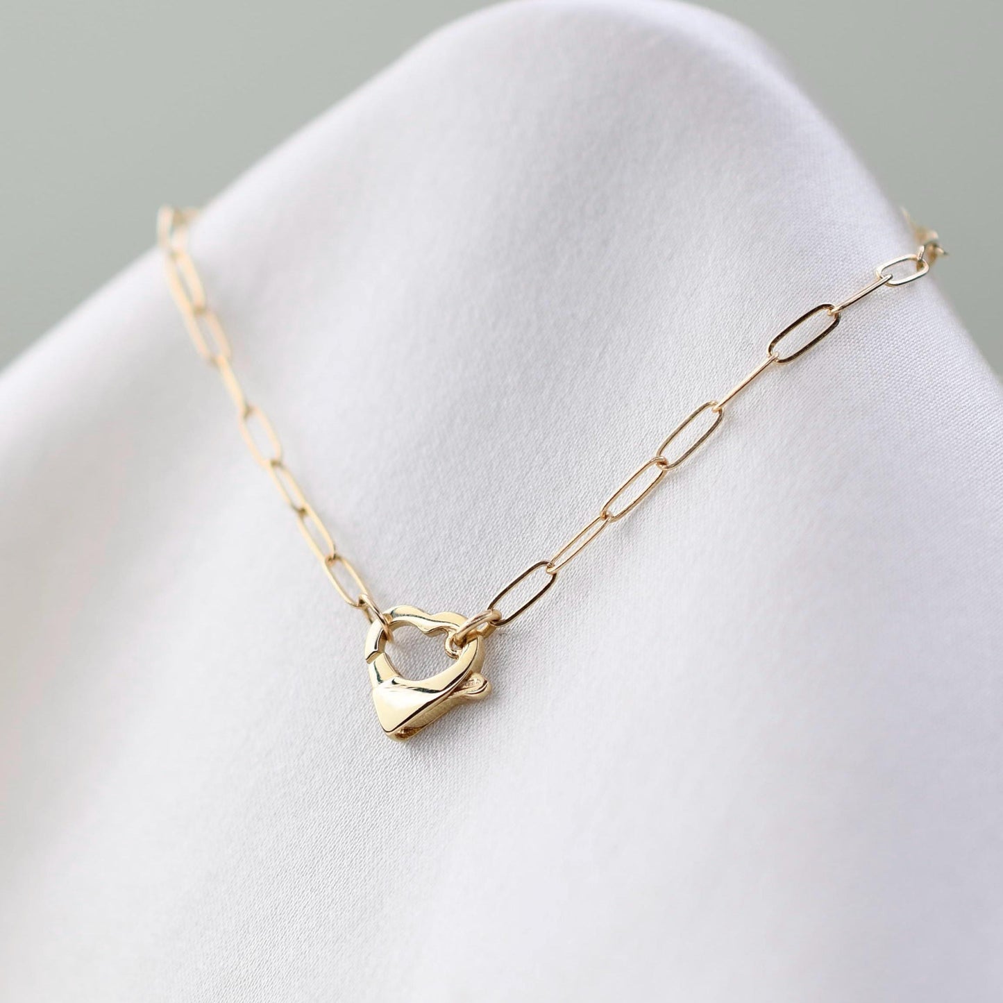 14K Gold Paperclip Bracelet with Heart Clasp