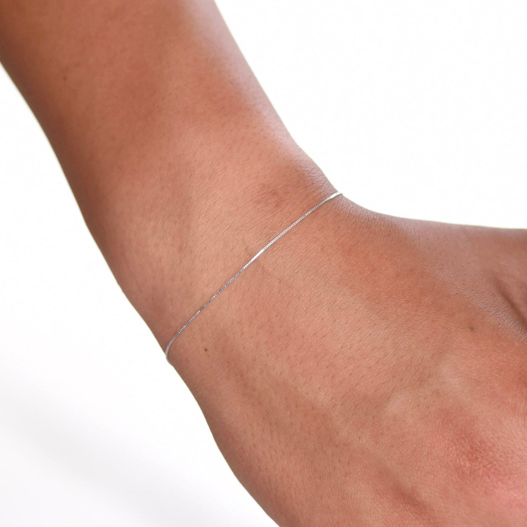 14K Gold Box Chain Bracelet – Dainty 0.5mm Solid Gold - Sash Jewelry