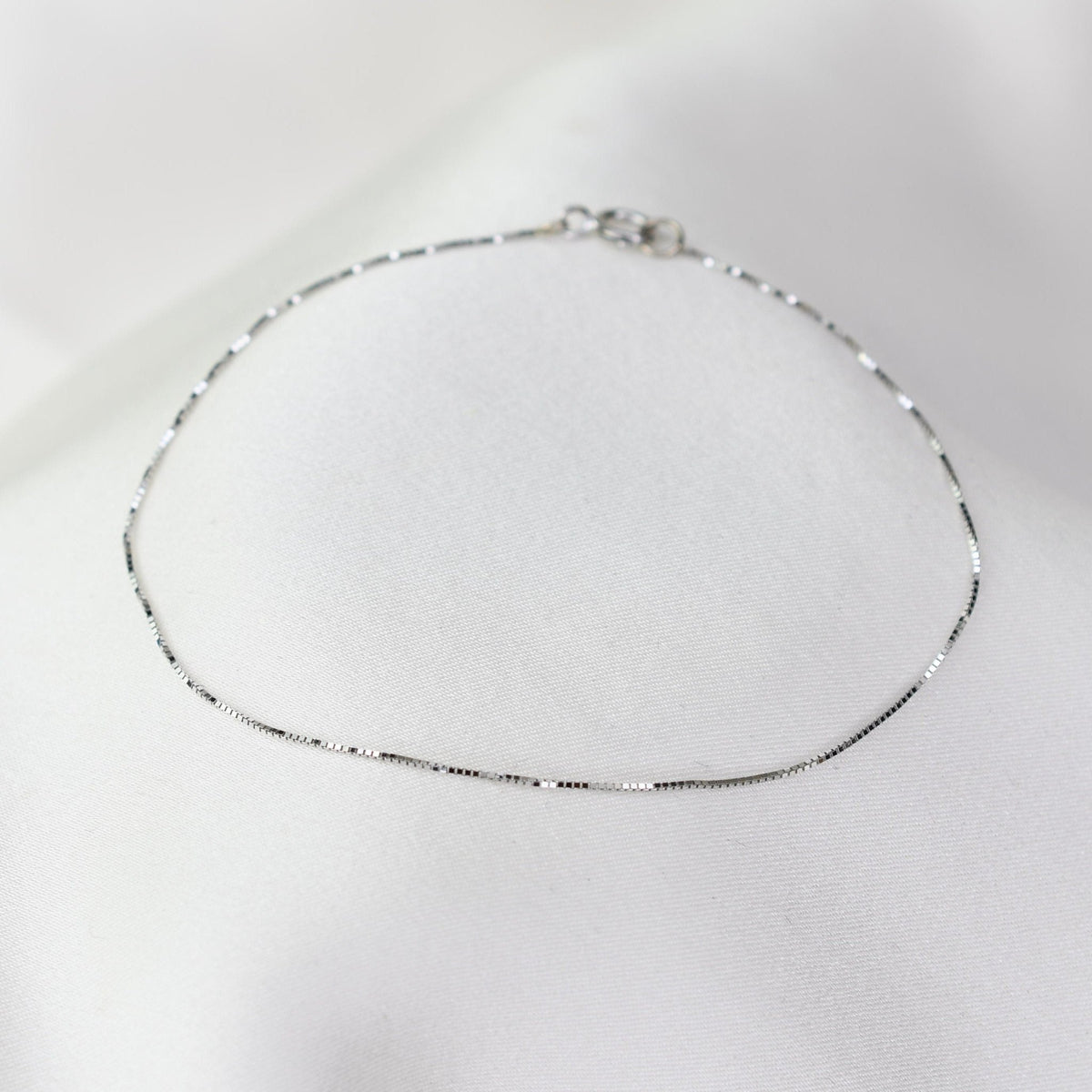 14K Gold Box Chain Bracelet – Dainty 0.5mm Solid Gold - Sash Jewelry