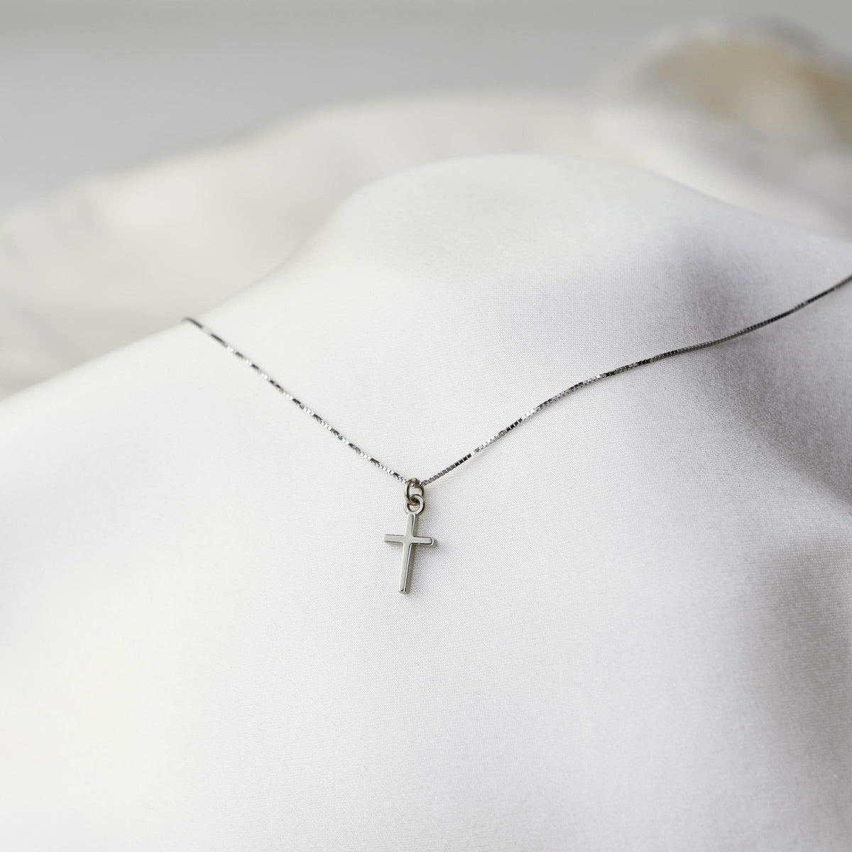 14K Gold Cross Necklace – Dainty Minimalist Solid Gold Necklace - Sash Jewelry