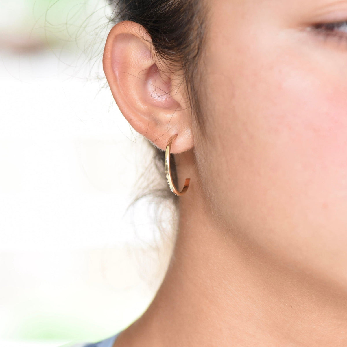 14K Gold Hammered Hoop Earrings - Sash Jewelry