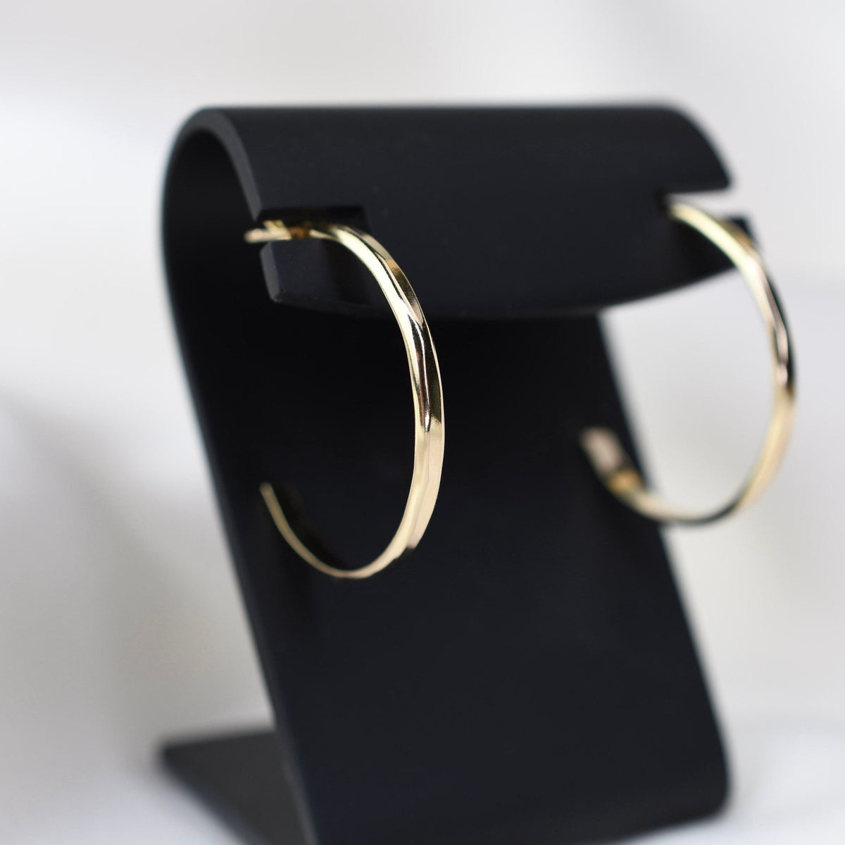 14K Gold Hammered Hoop Earrings - Sash Jewelry