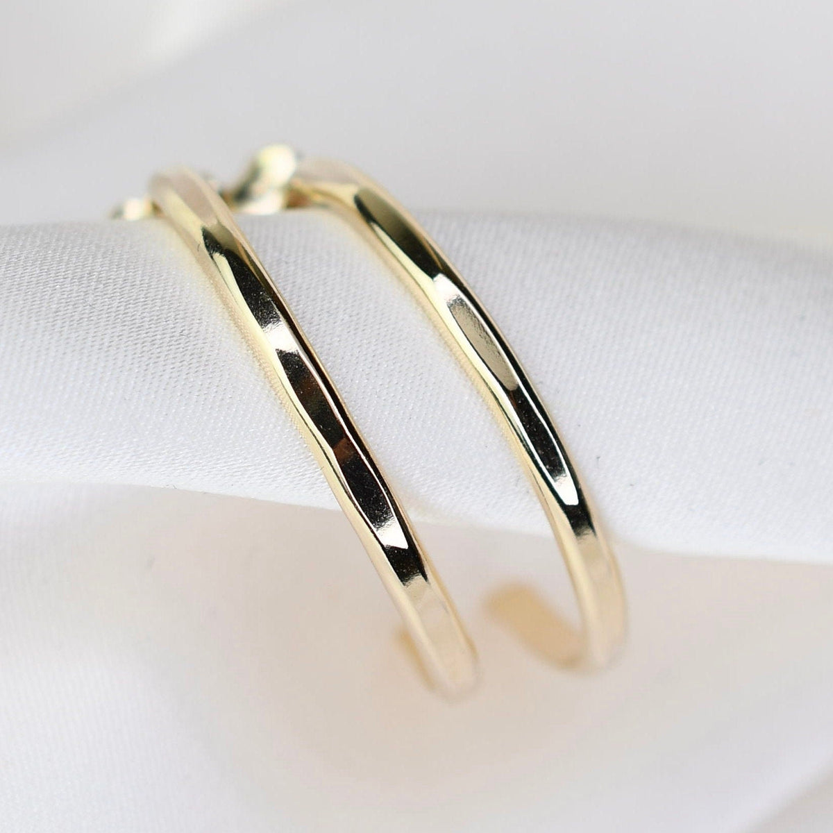 14K Gold Hammered Hoop Earrings - Sash Jewelry