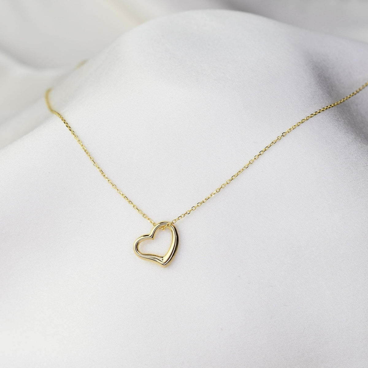 14K Gold Heart Necklace - Sash Jewelry
