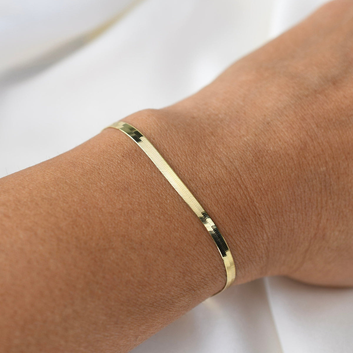 14K Gold Herringbone Chain Bracelet | Solid Gold 3mm Flat Chain Bracelet - Sash Jewelry