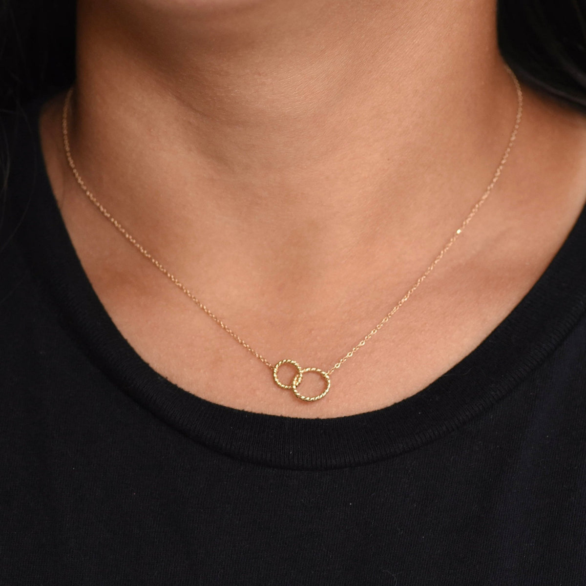 14K Gold Interlocking Mother Daughter Necklace Set - Sash Jewelry