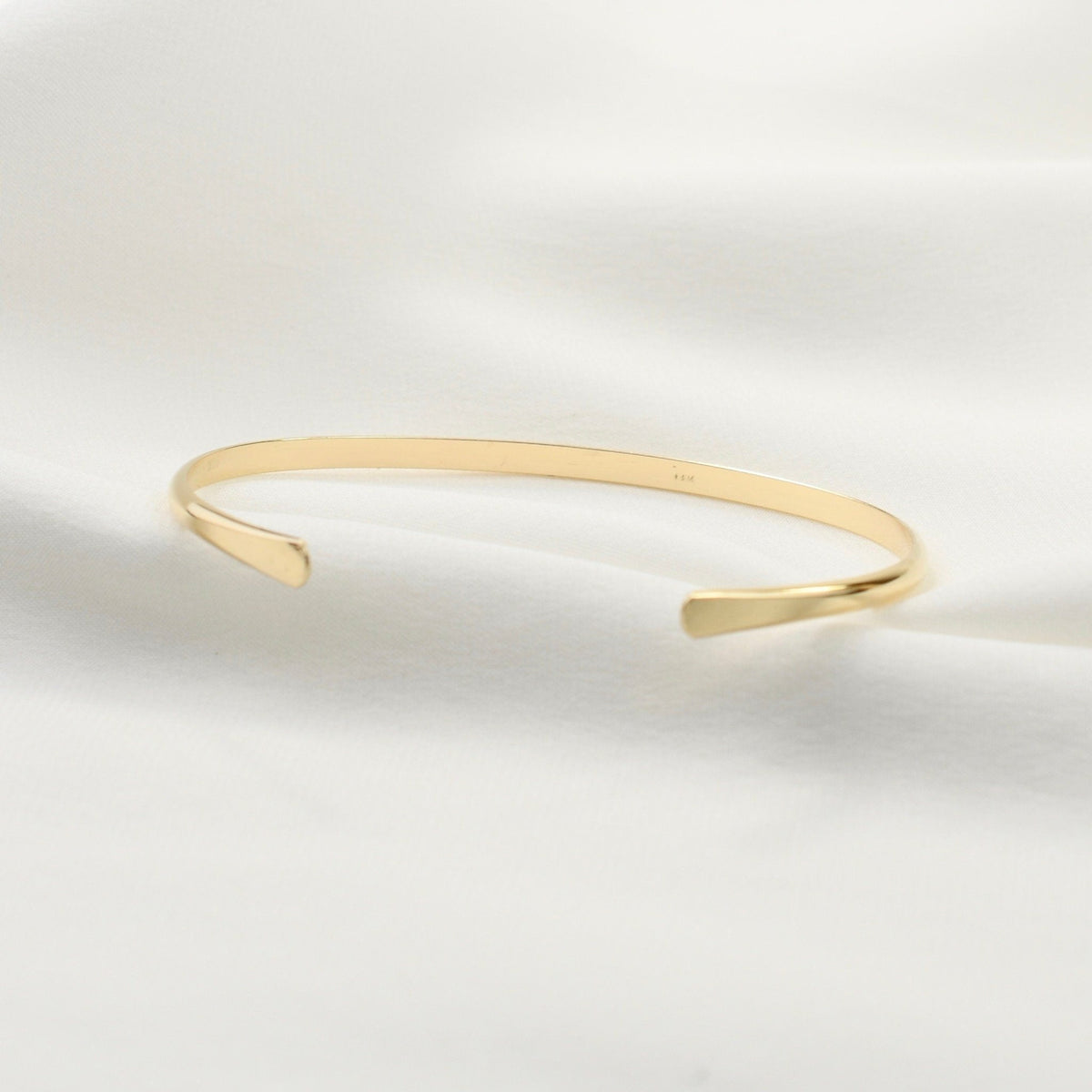 14K Gold Minimalist Cuff Bracelet - Sash Jewelry