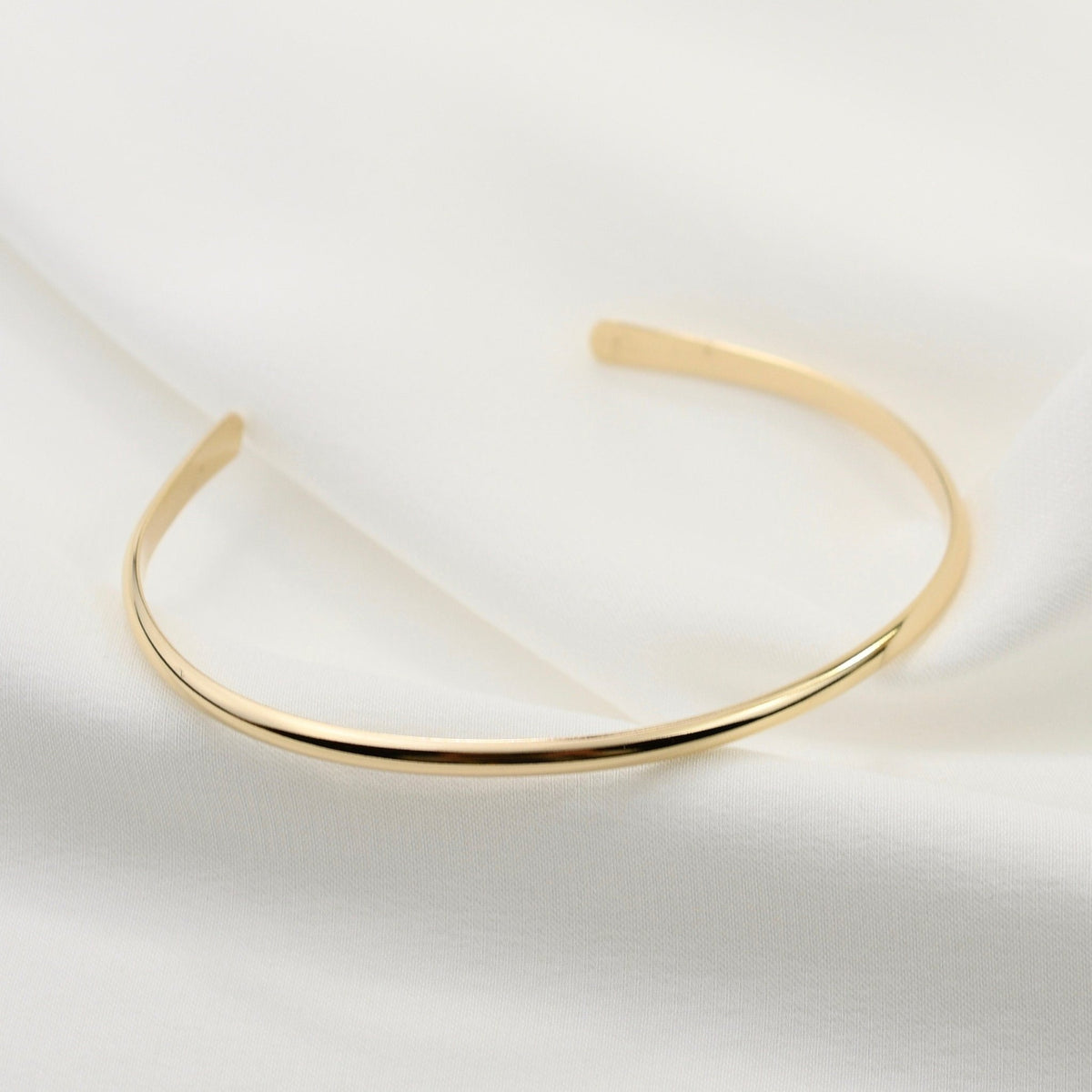 14K Gold Minimalist Cuff Bracelet - Sash Jewelry