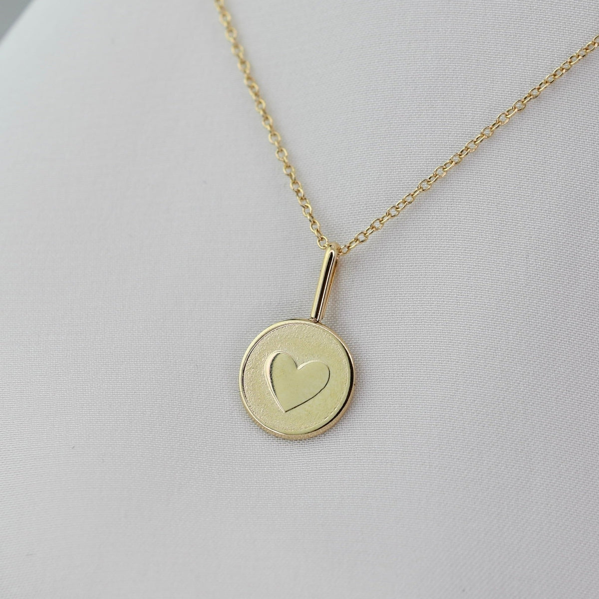 14K Gold Tiny Heart Necklace – Solid Gold Minimalist Charm - Sash Jewelry