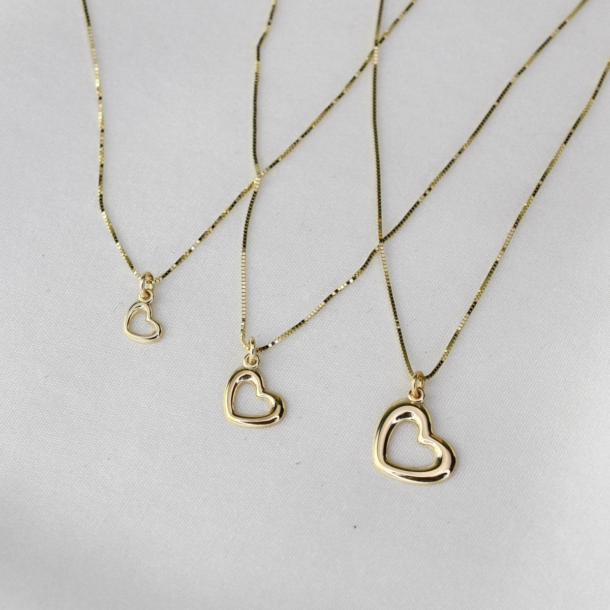 14K Gold Tiny Open Heart Generations Necklace Set - Sash Jewelry