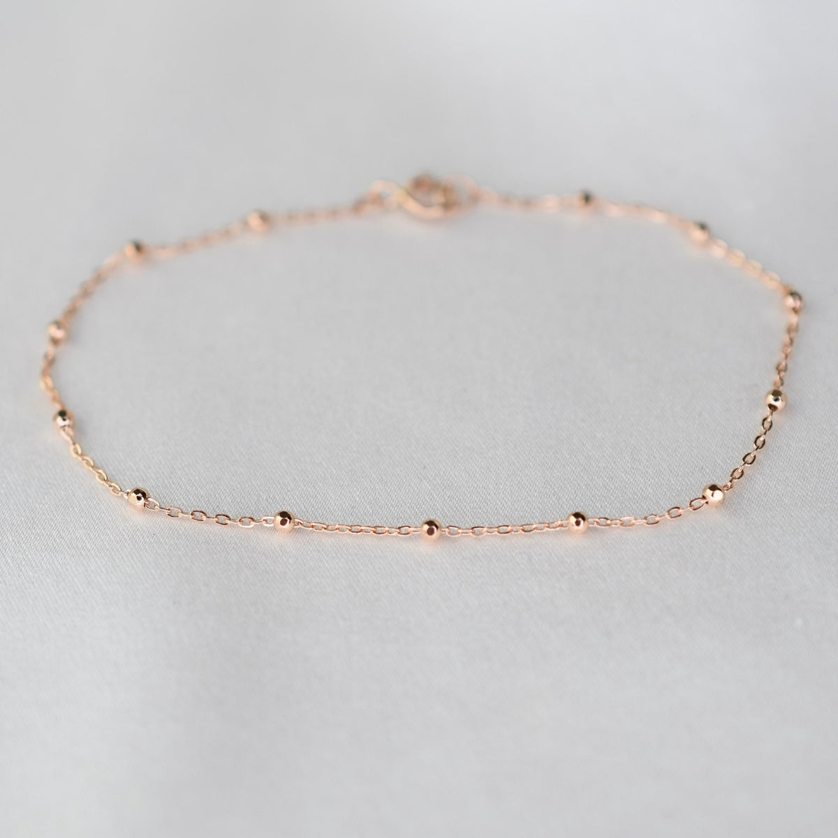 14K Solid Gold Delicate Beaded Bracelet - Sash Jewelry
