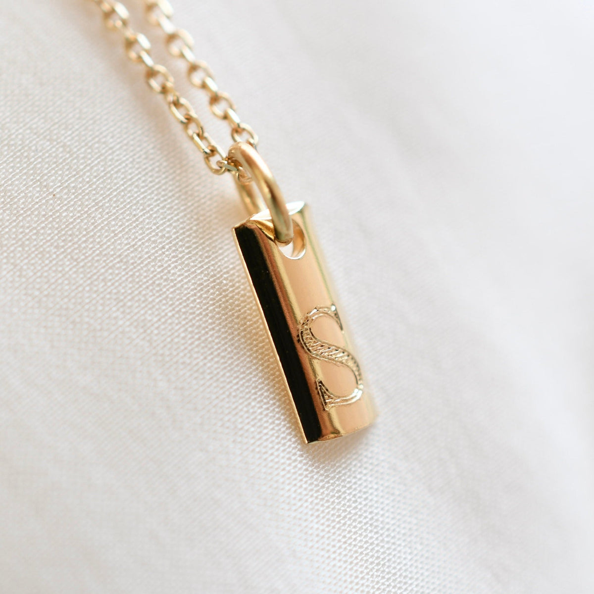 14K Solid Gold Personalized Initial Bar Necklace - Sash Jewelry