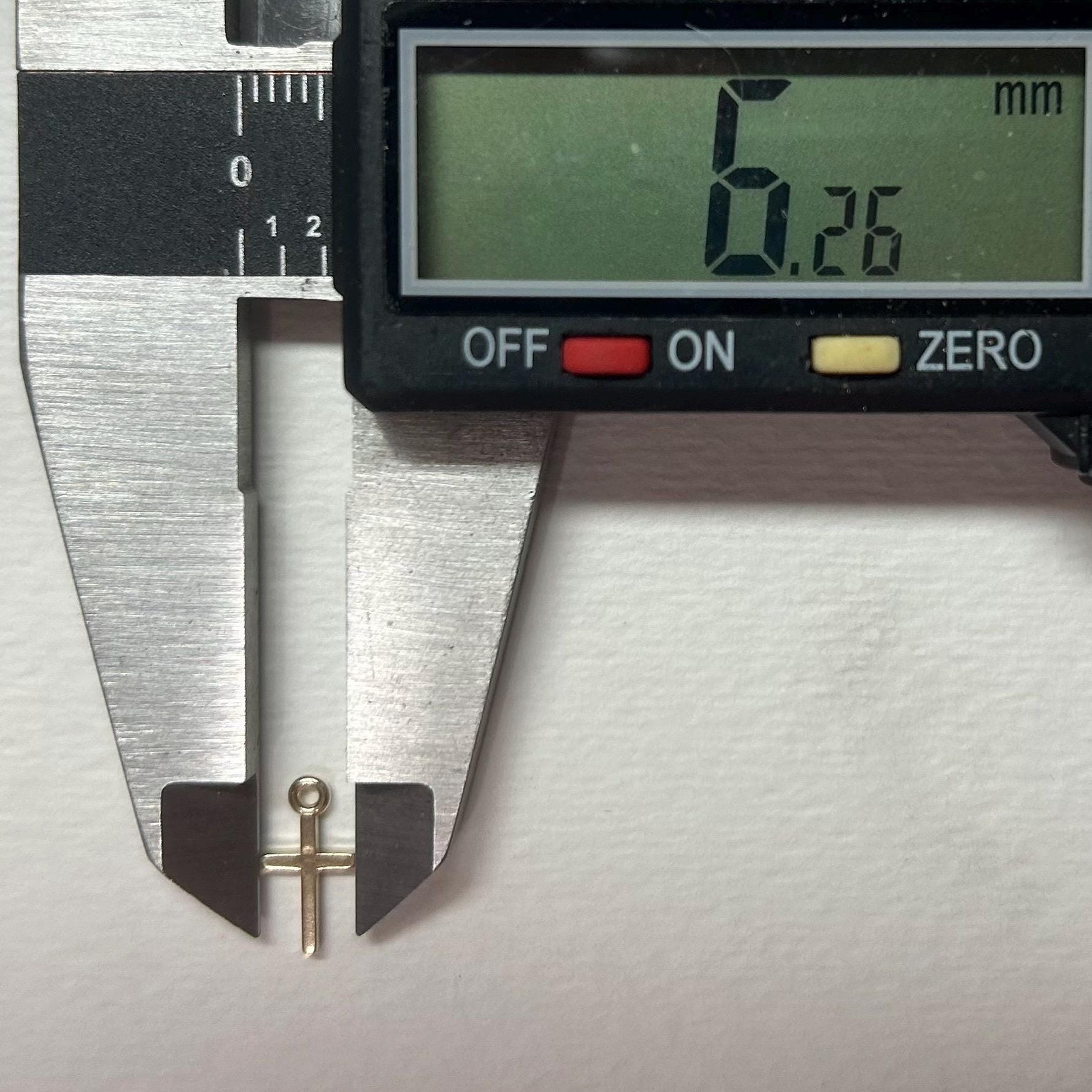 14K Gold Tiny Cross Necklace - Sash Jewelry