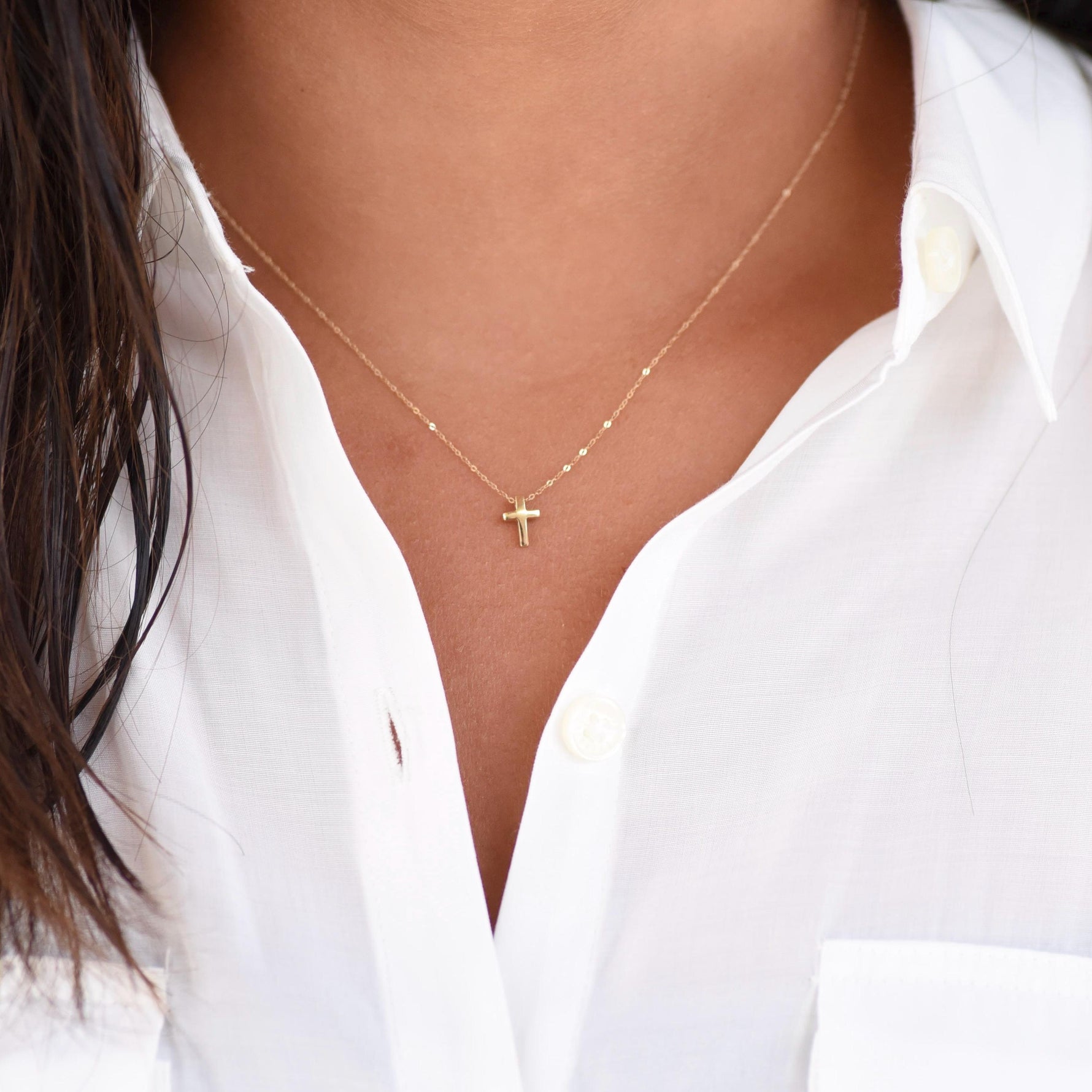14K Gold Delicate Floating Cross Necklace - Sash Jewelry