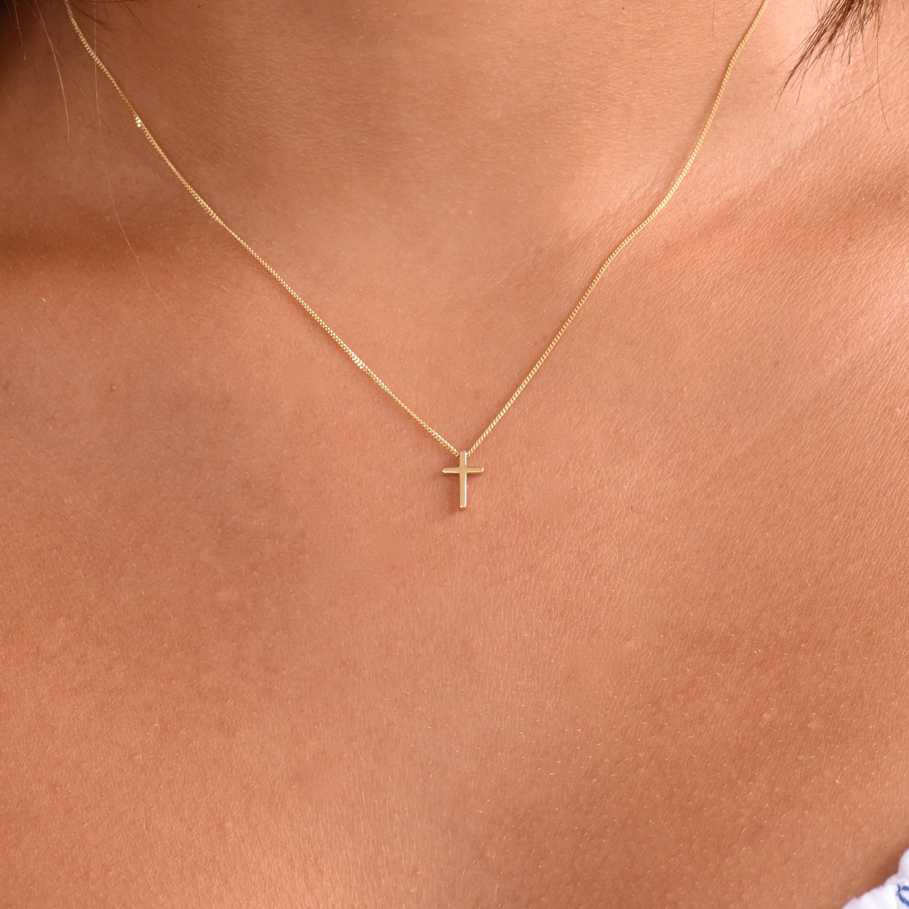 14K Solid Gold Floating Cross Necklace: Minimalist Curb Chain - Sash Jewelry