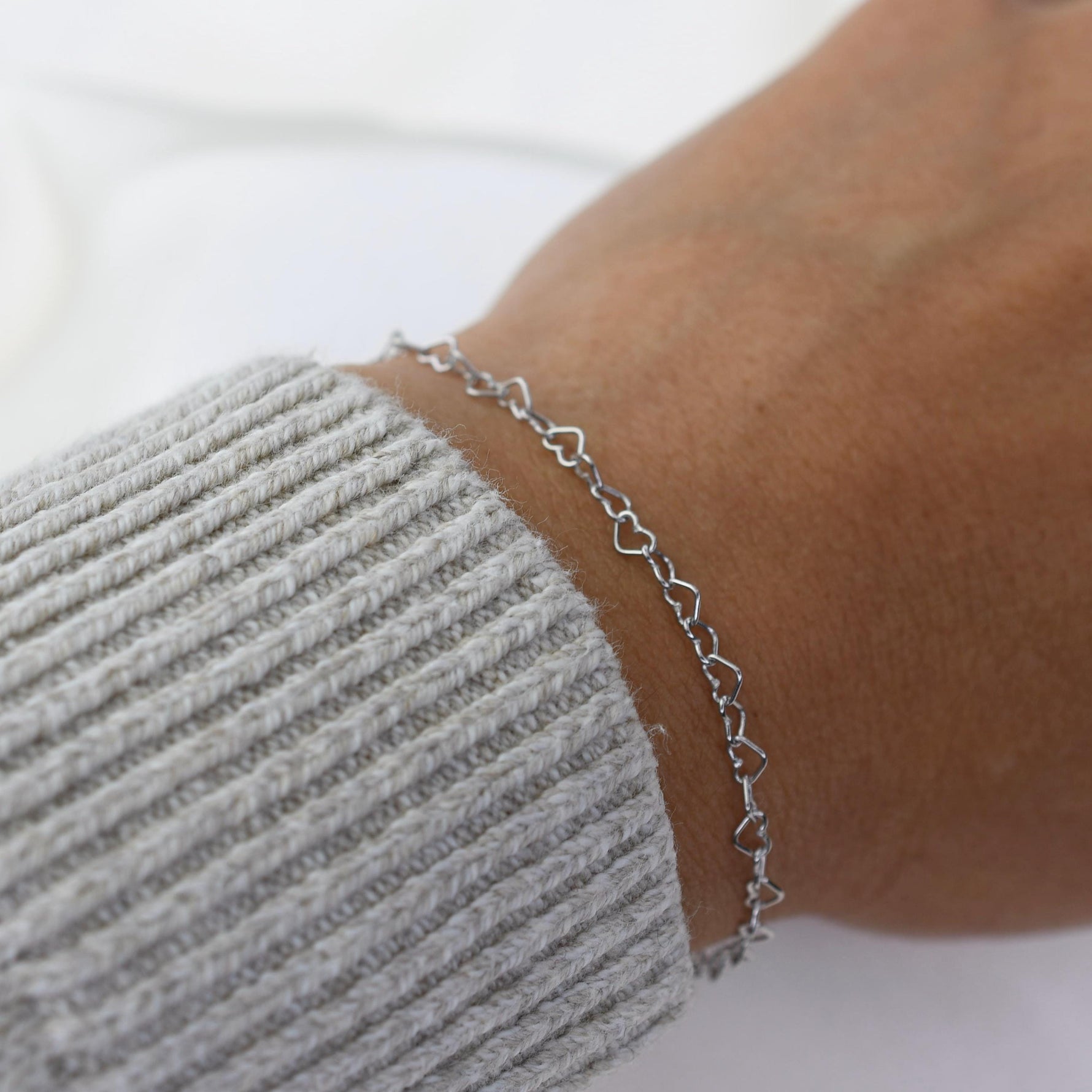 14k White Gold Heart Chain Bracelet - Sash Jewelry