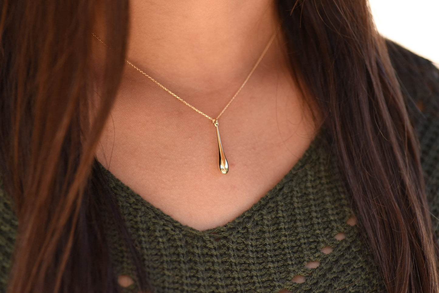 14K Gold Teardrop Pendant Necklace