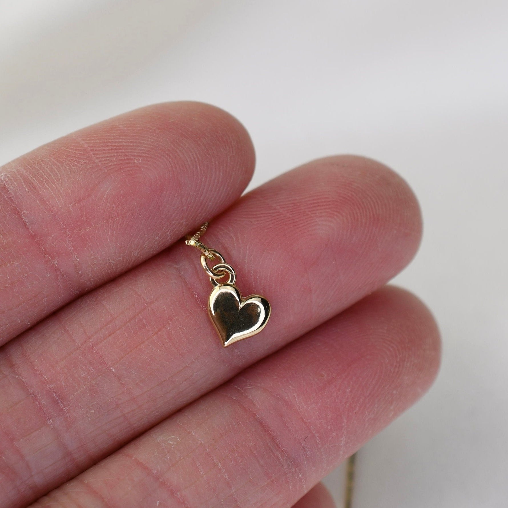 14K Solid Gold Tiny Heart Necklace | Minimal Heart Charm