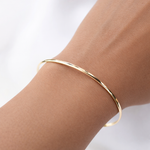 14K Solid Gold Hammered Bar Bracelet – Dainty Gold Bar Bracelet with Tiny Heart Charm - Sash Jewelry