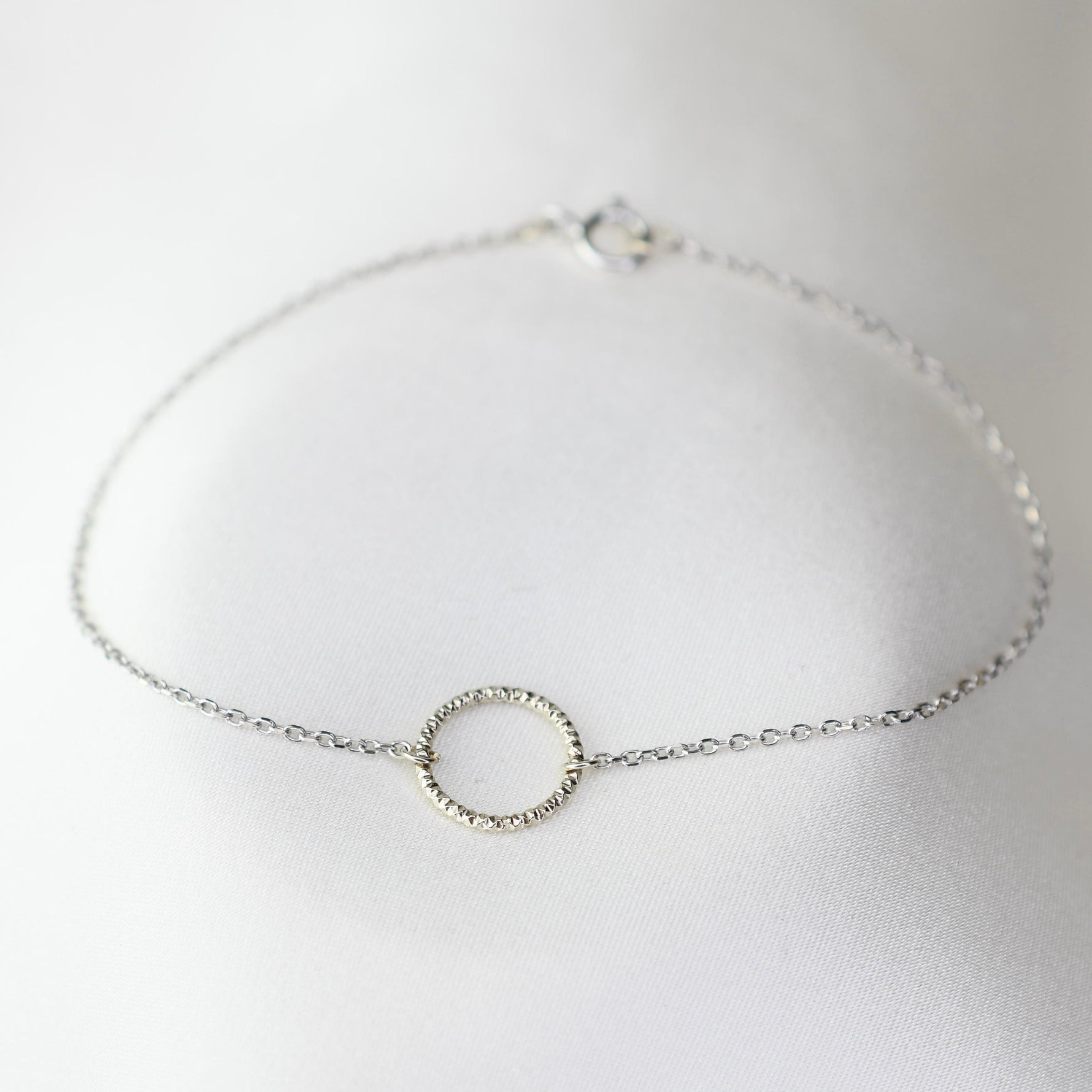 14K White Gold Circle Bracelet: Dainty Cable Chain - Sash Jewelry