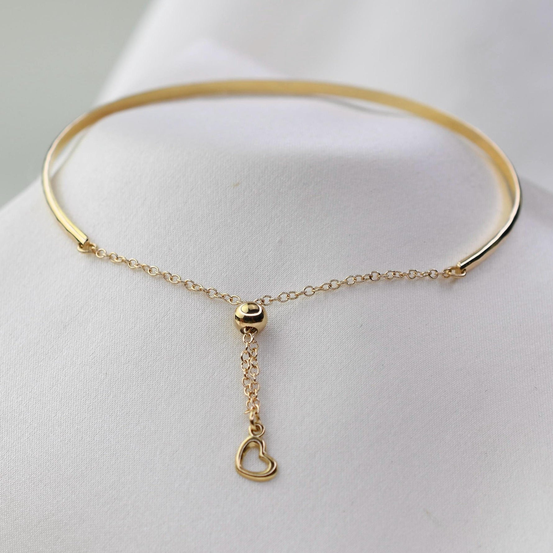 14k gold hammered bar bracelet 