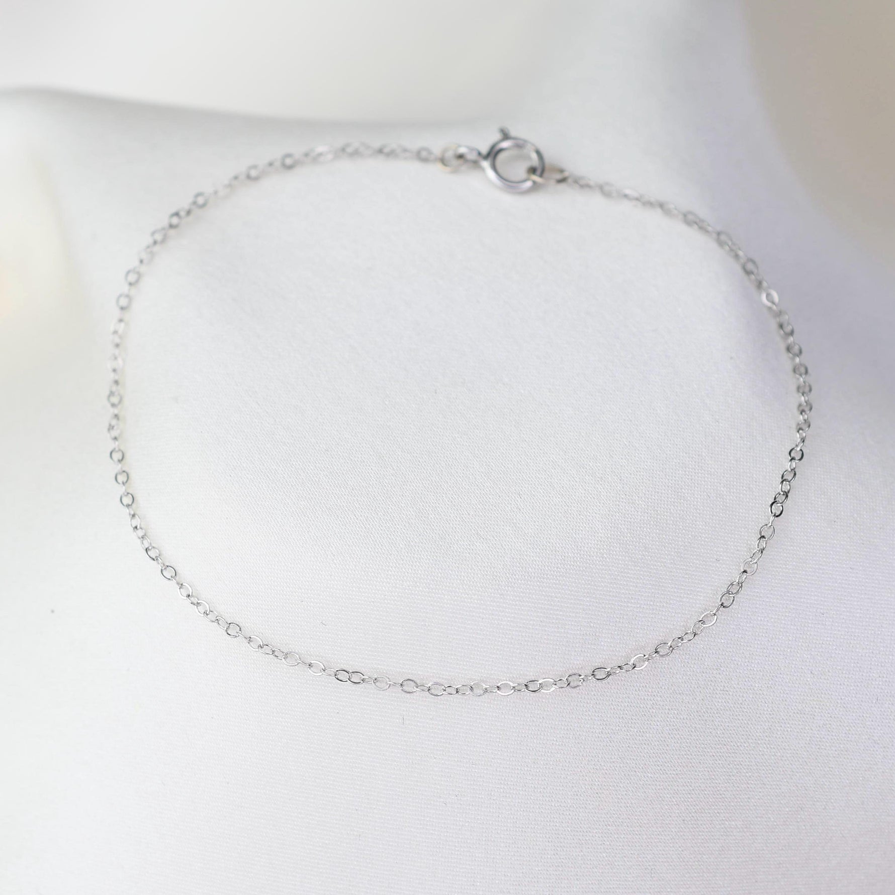 14k White Gold Dainty Bracelet: 1.2mm Flat Oval Chain - Sash Jewelry