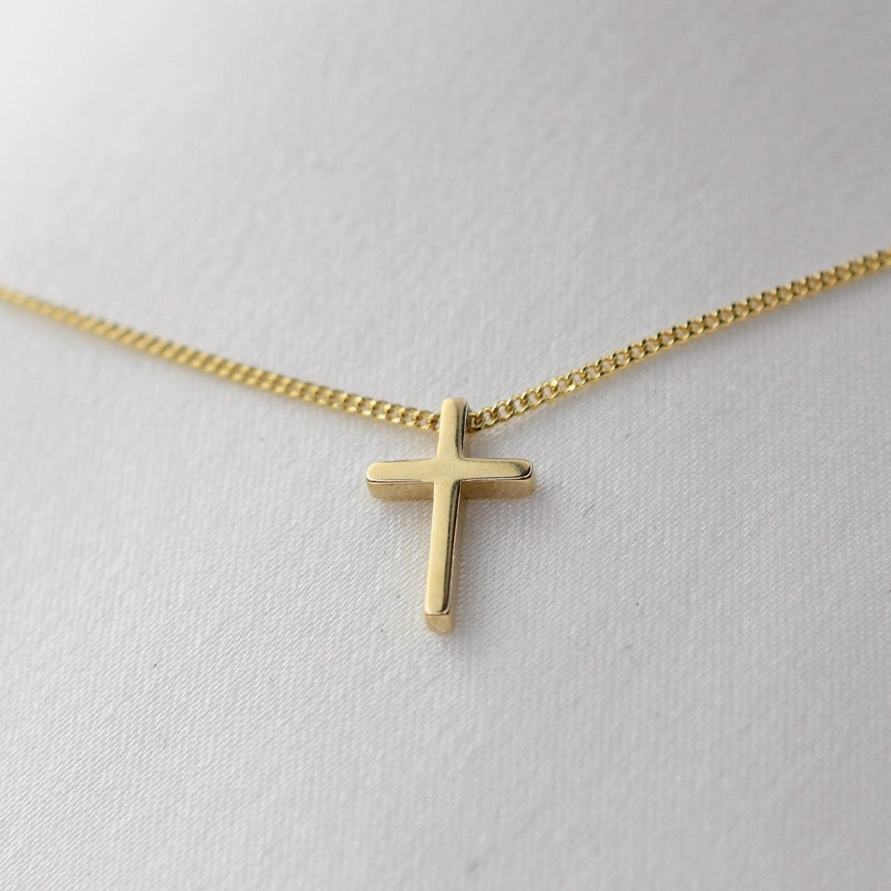 14K Solid Gold Floating Cross Necklace: Minimalist Curb Chain - Sash Jewelry