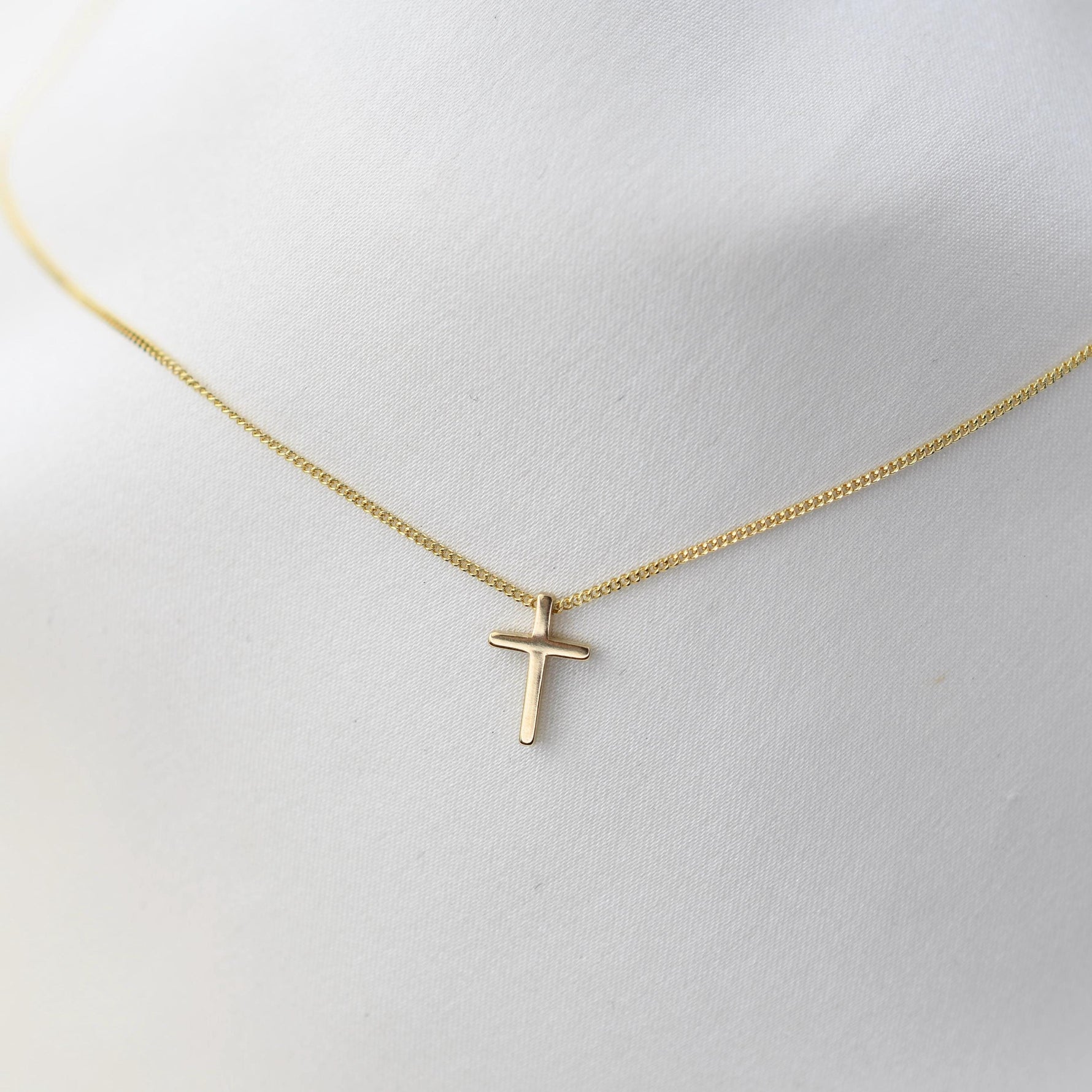 14K Solid Gold Floating Cross Necklace: Minimalist Curb Chain - Sash Jewelry