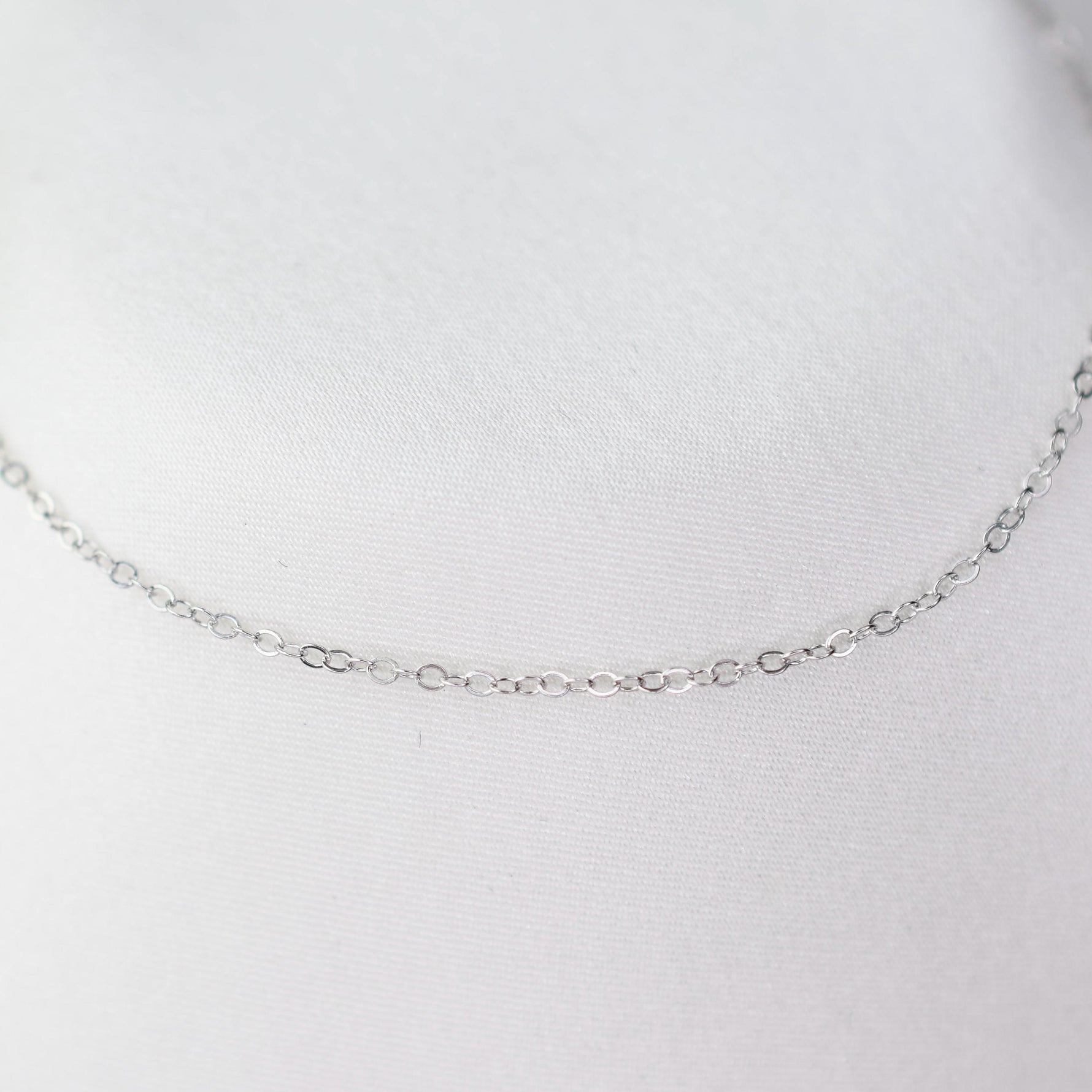 14k White Gold Dainty Bracelet: 1.2mm Flat Oval Chain - Sash Jewelry