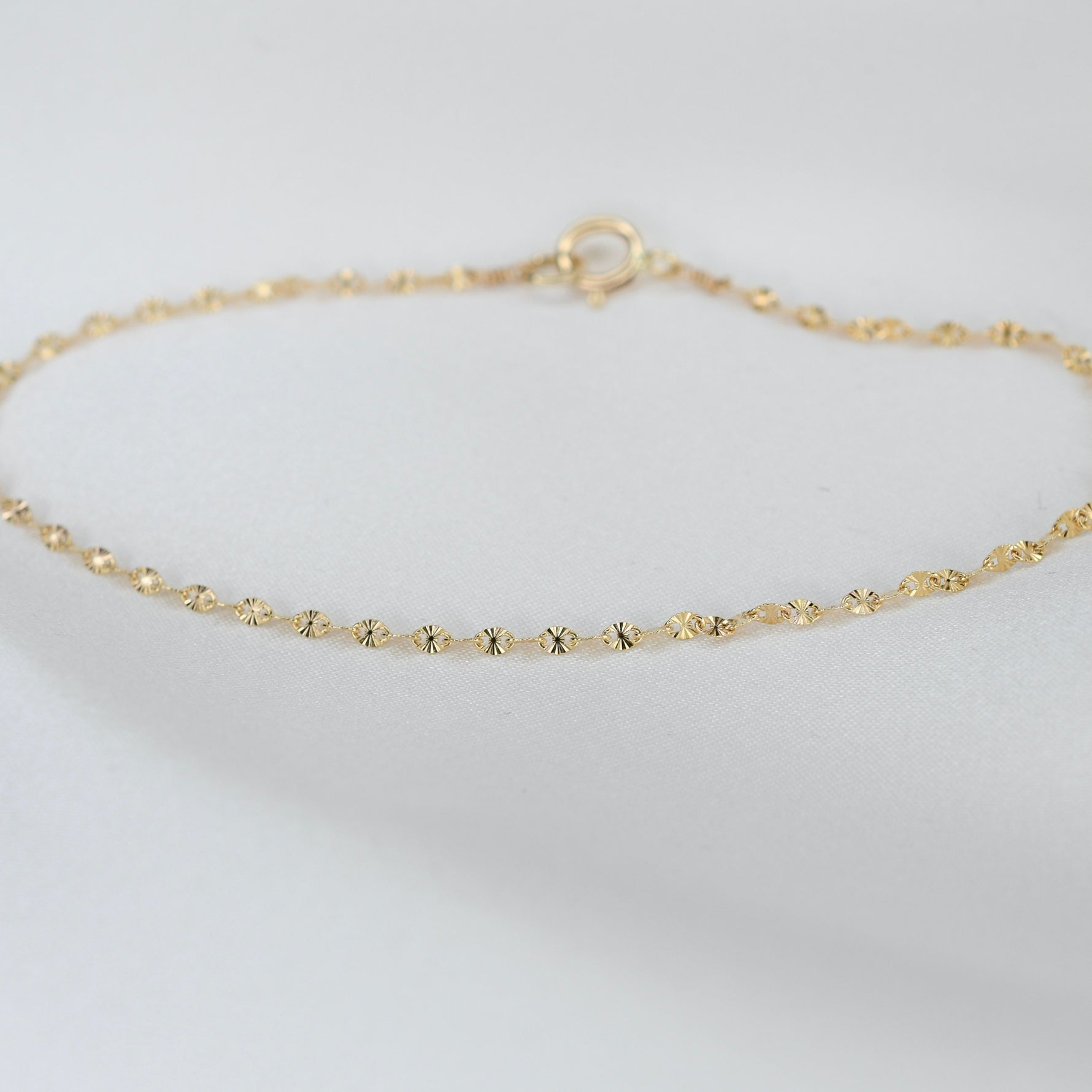 14K Gold Patterned Chain Anklet - Sash Jewelry