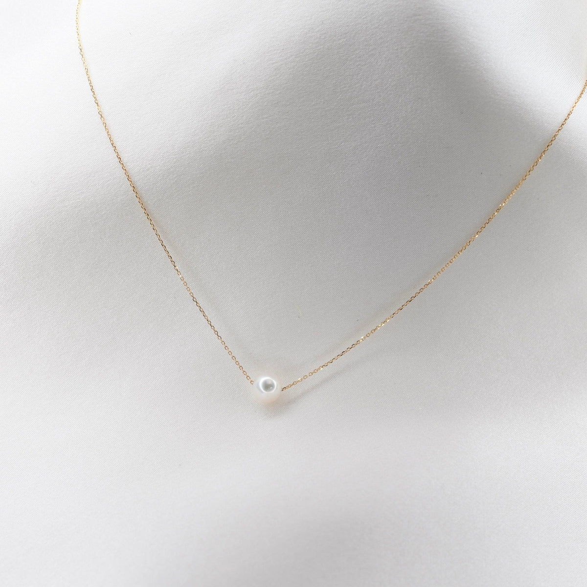 Floating Pearl Necklace – 14K Solid Gold Delicate Pearl Choke - Sash Jewelry