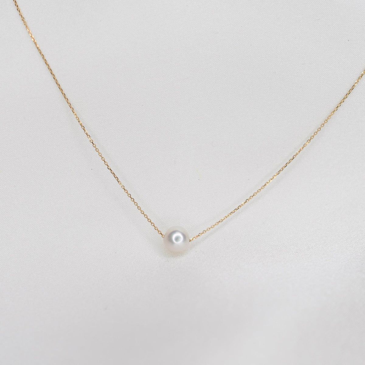 Floating Pearl Necklace – 14K Solid Gold Delicate Pearl Choke - Sash Jewelry