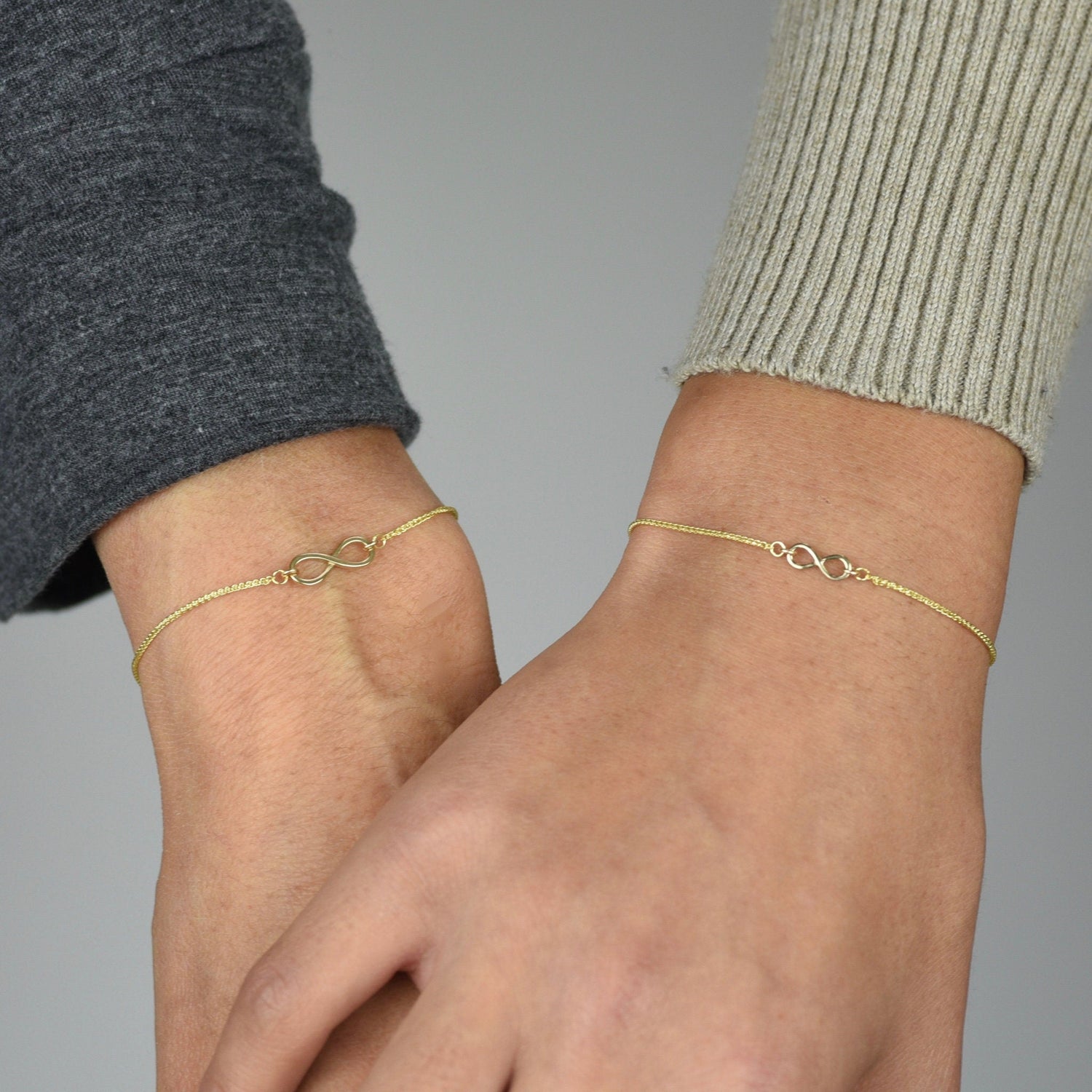 Mother Daughter 14K Gold Infinity Bracelet Set - Sash Jewelry