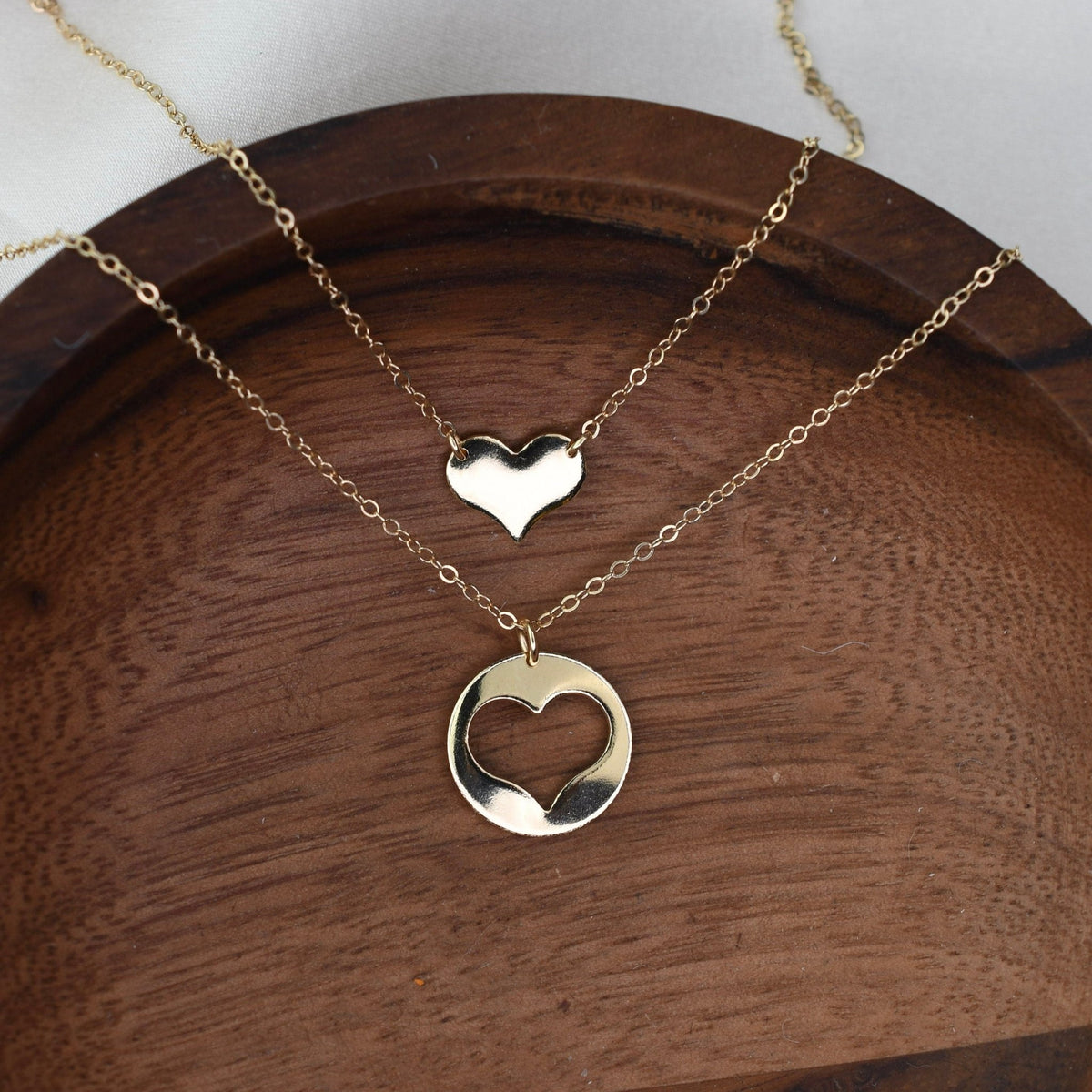 Mother Daughter Necklace Set – 14K Solid Gold Charm Necklace Set (Mom + Daughter Heart) - Sash Jewelry