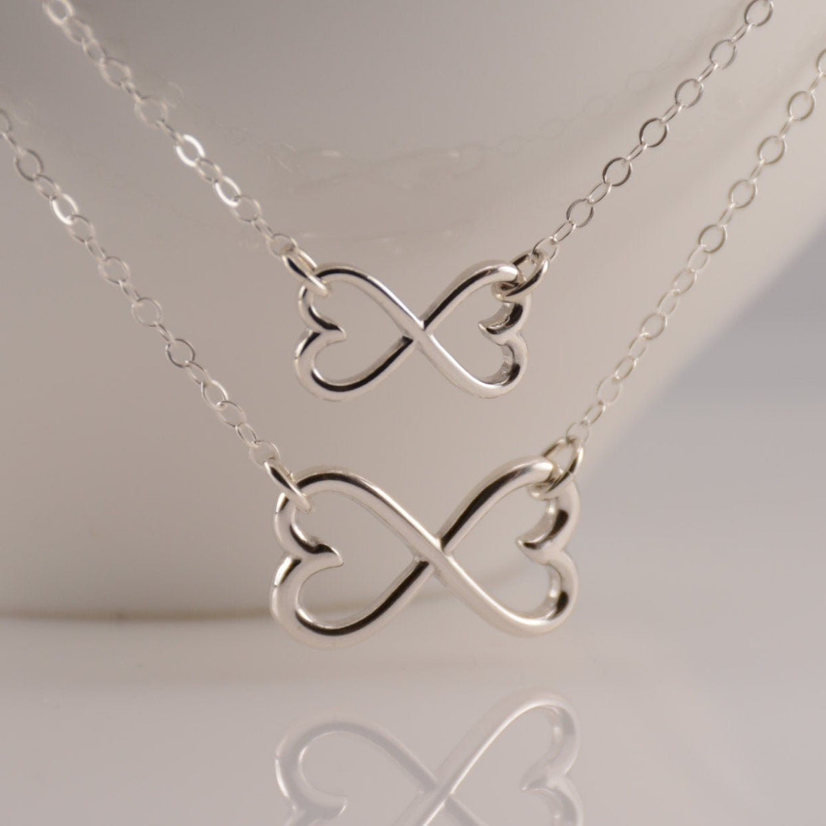 Sterling Silver Mother Daughter Heart Infinity Necklace Set – Matching Necklaces - Sash Jewelry